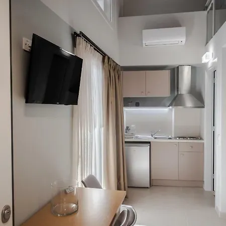 Stylish Studio Apartment - 8F House Kalamáta Exterior photo